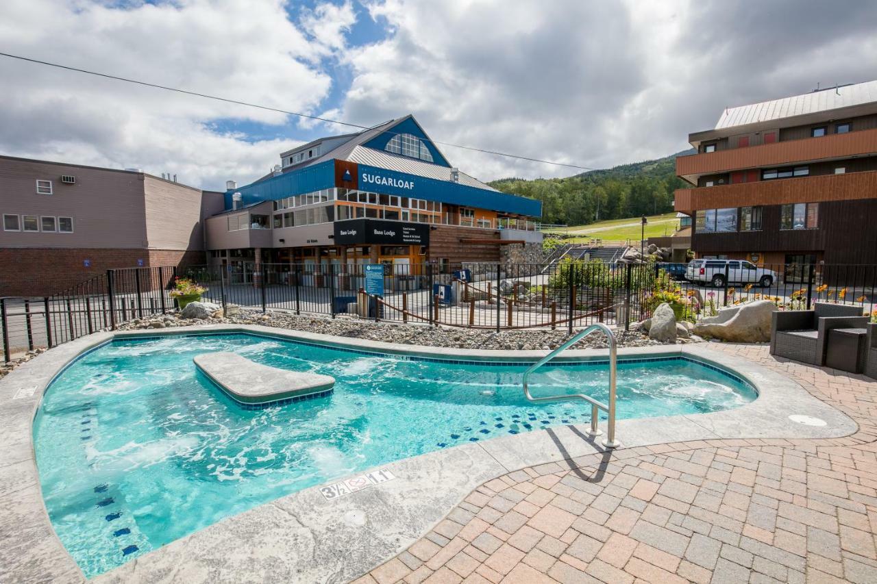 Sugarloaf Mountain Hotel Carrabassett Valley Exterior photo